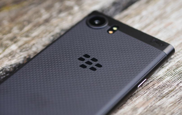 آموزش دانلود از بلک بری ورلد