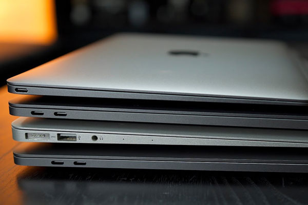 مکبوک هک شده